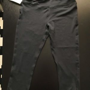 Capri Activewear pants Brand new with tag